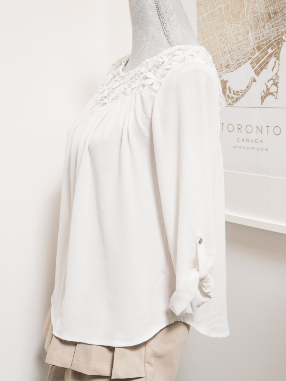 FOCUS Off-White Lace Yoke Bohemian Flowy Top w/ Lace Up Crochet Beaded Back - Picture 5 of 11